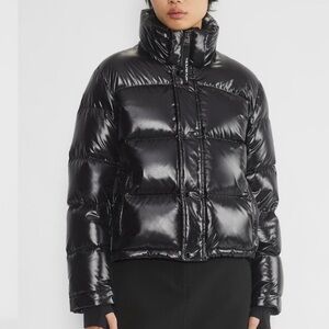 Aritzia superpuff shorty hi gloss